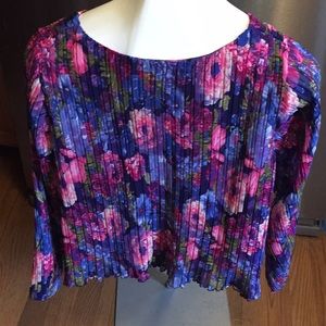 NWT RD & Koko Floral Top Blouse Size M
